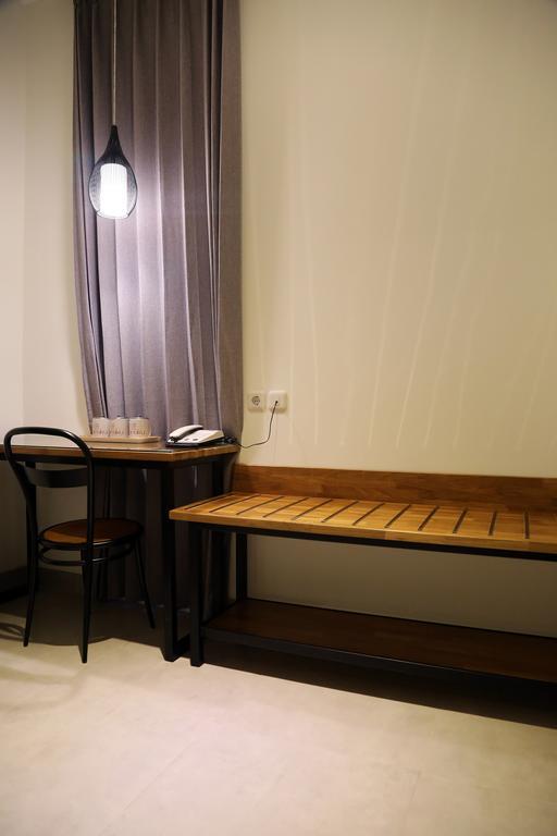 Istanaku Guesthouse 2 Manado Zimmer foto